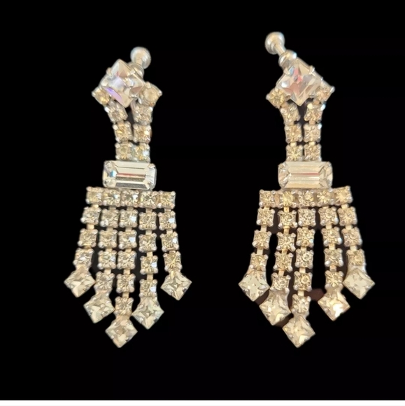 4 Pairs Earrings Vintage Rhinestone Chandelier & Dangle Screw Back & Clip On - Picture 4 of 9